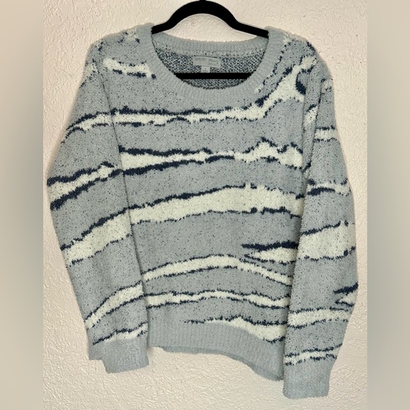 Barefoot Dreams CozyChic Seaside Crew-Neck Pullover Sweater Ocean Zebra - Picture 2 of 5